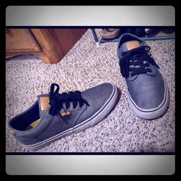 men's van tennis shoes